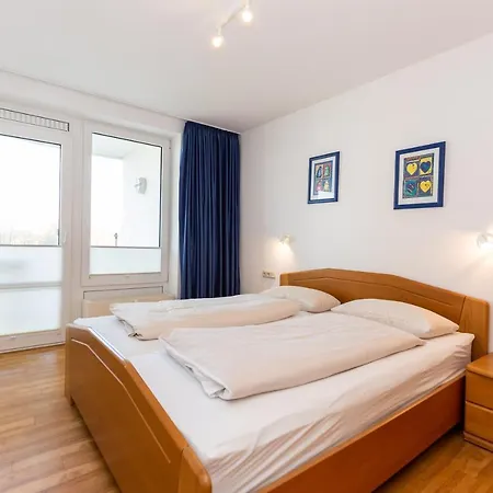 Kurpark-residenz 221 *